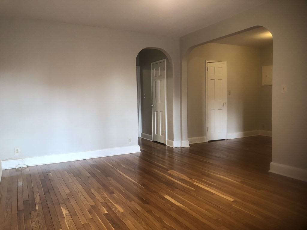 24 Concord Ave, Harvard Square