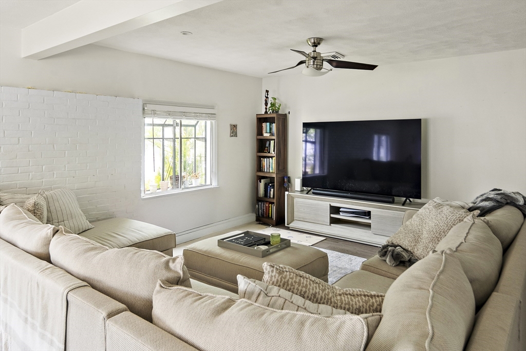 50 Triton Ave, Point Shirley