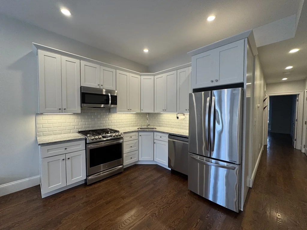 249 Lexington St, Eagle Hill