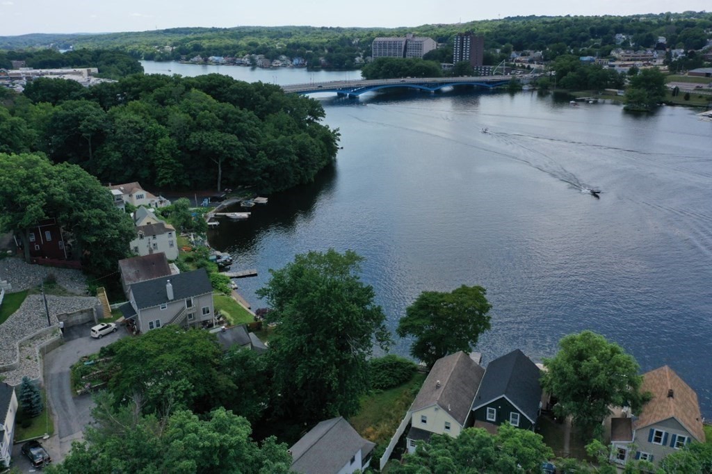 351 Plantation St, East Worcester