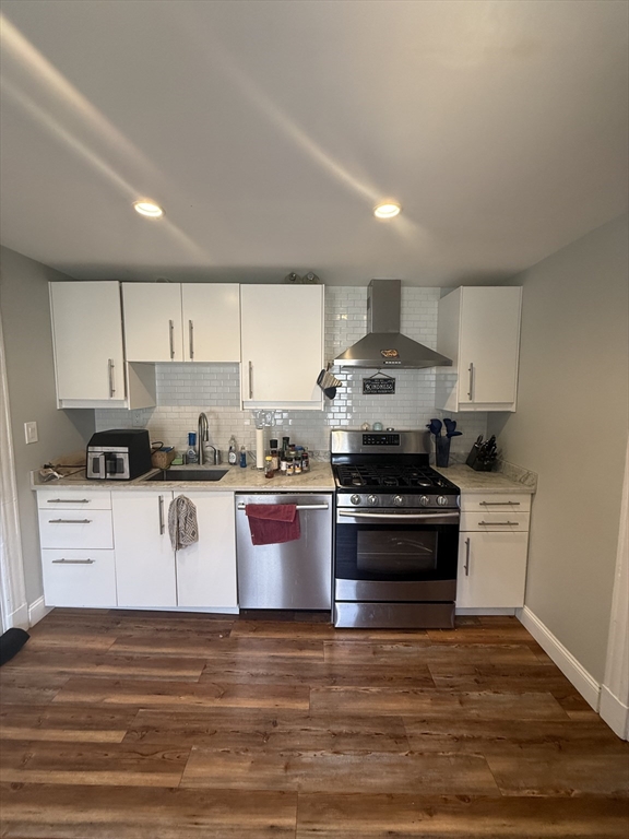 110 Quincy Ave, Winthrop