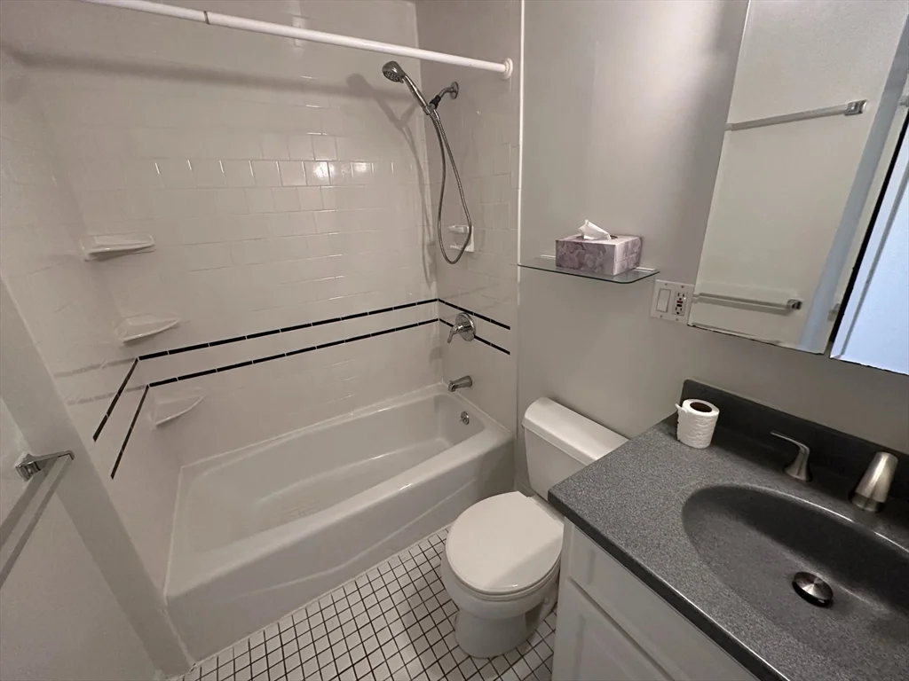 36 Undine Rd, Brighton