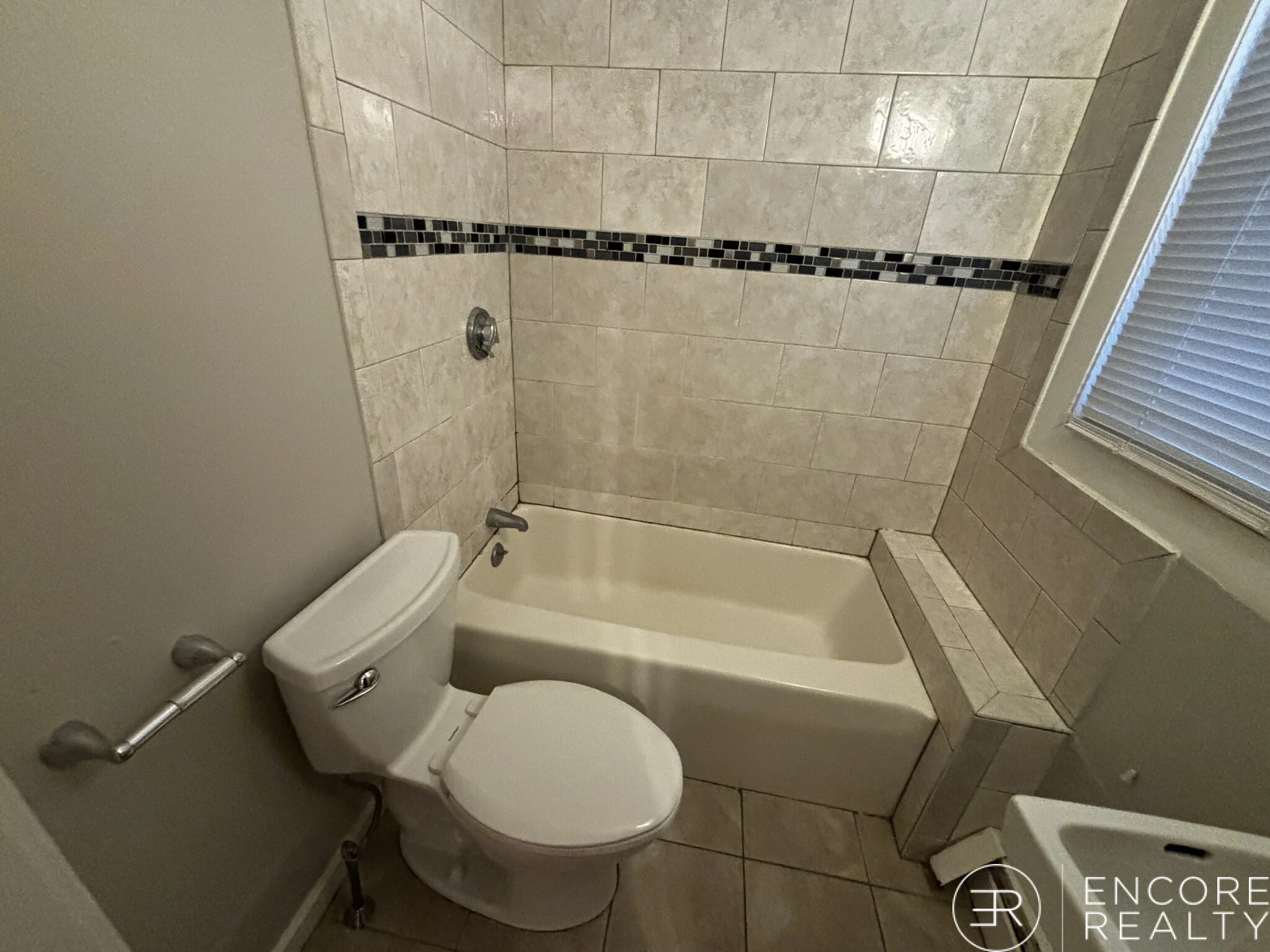 26 John F Kennedy St, Riverside