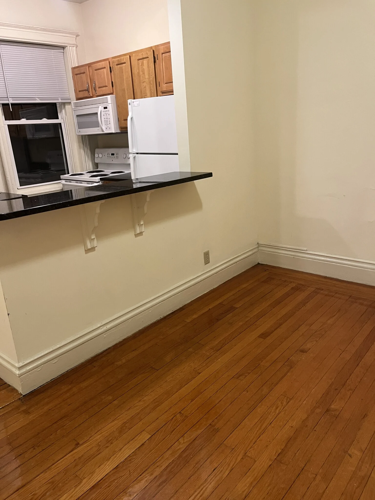 32 Queensberry St, Fenway