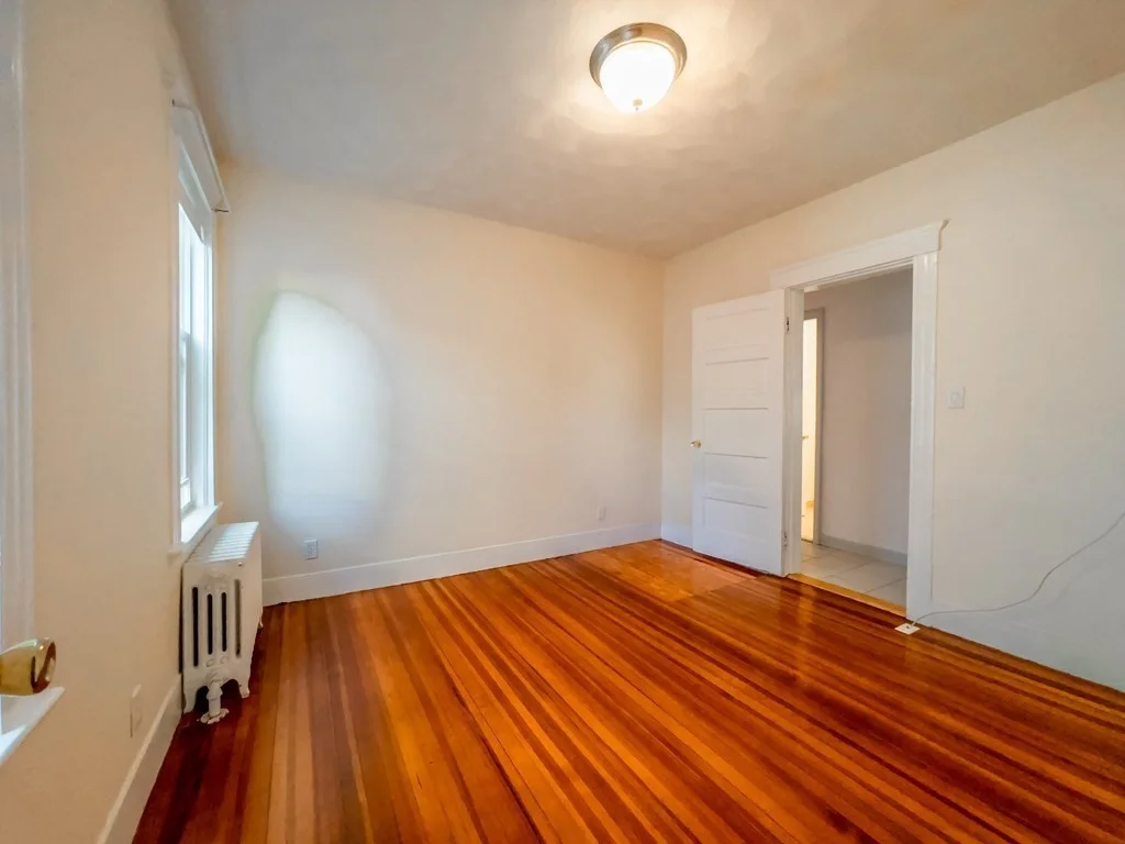 24 Montvale St, Roslindale
