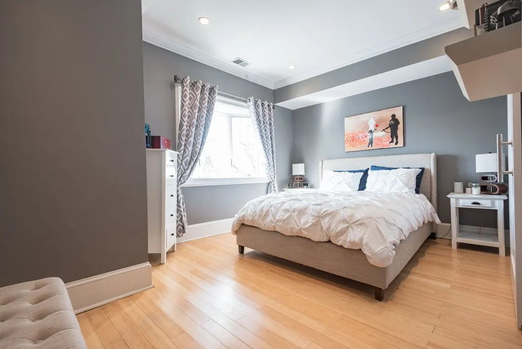 26 Beach St, Boston
