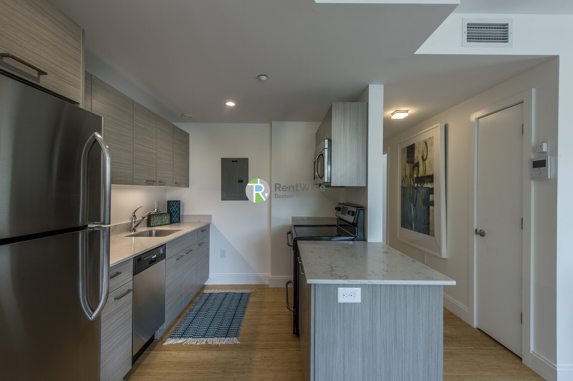 40 Malvern St, Allston