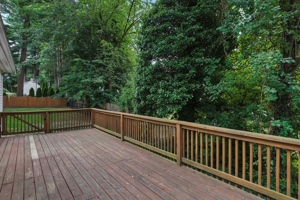 64 Lincoln Ave, Lynnfield