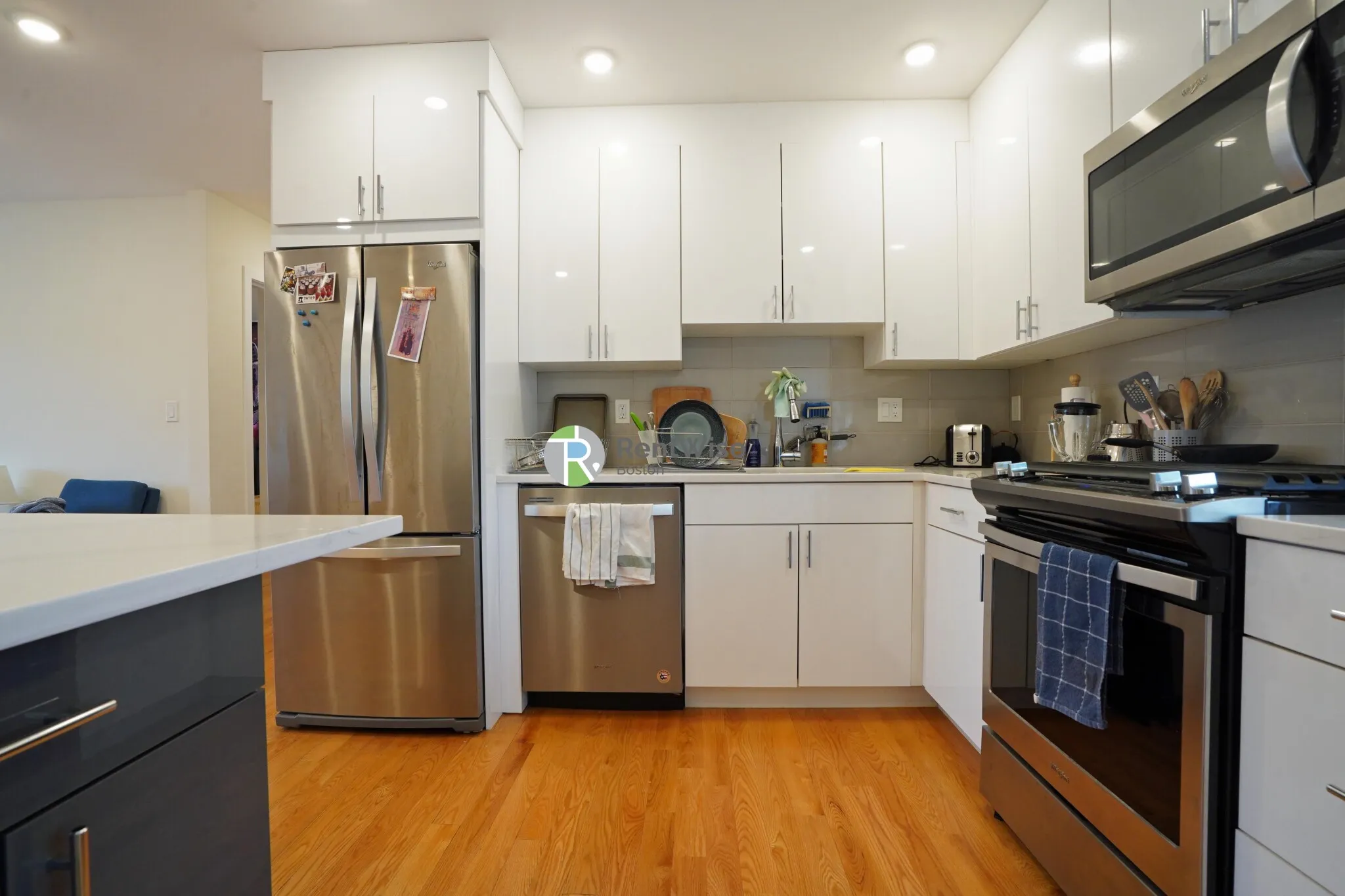 15 Kelley Ct, Allston