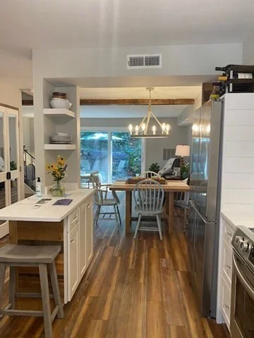 10 Beals Cove Rd, Hingham