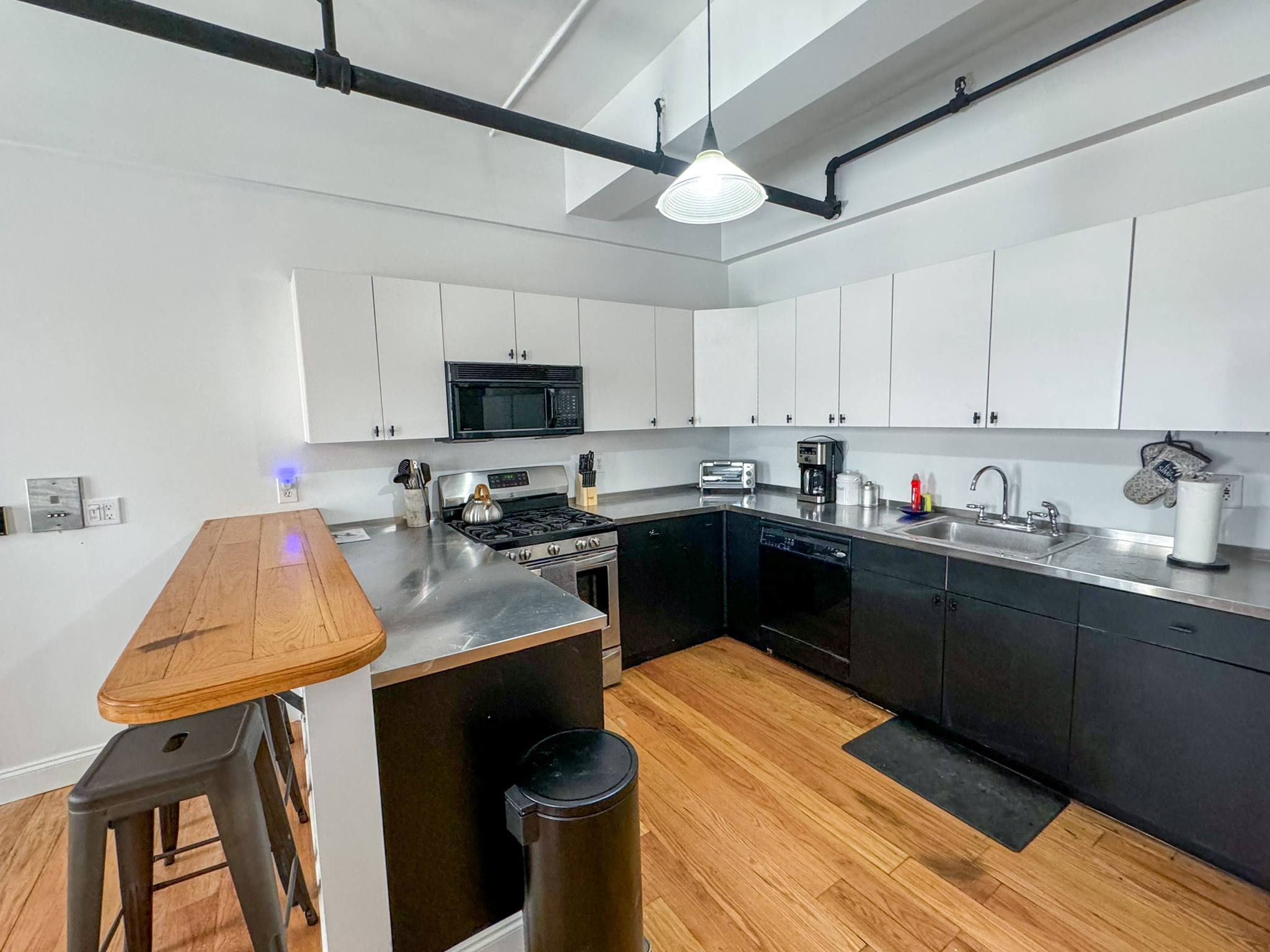 19 Stanhope St, Back Bay