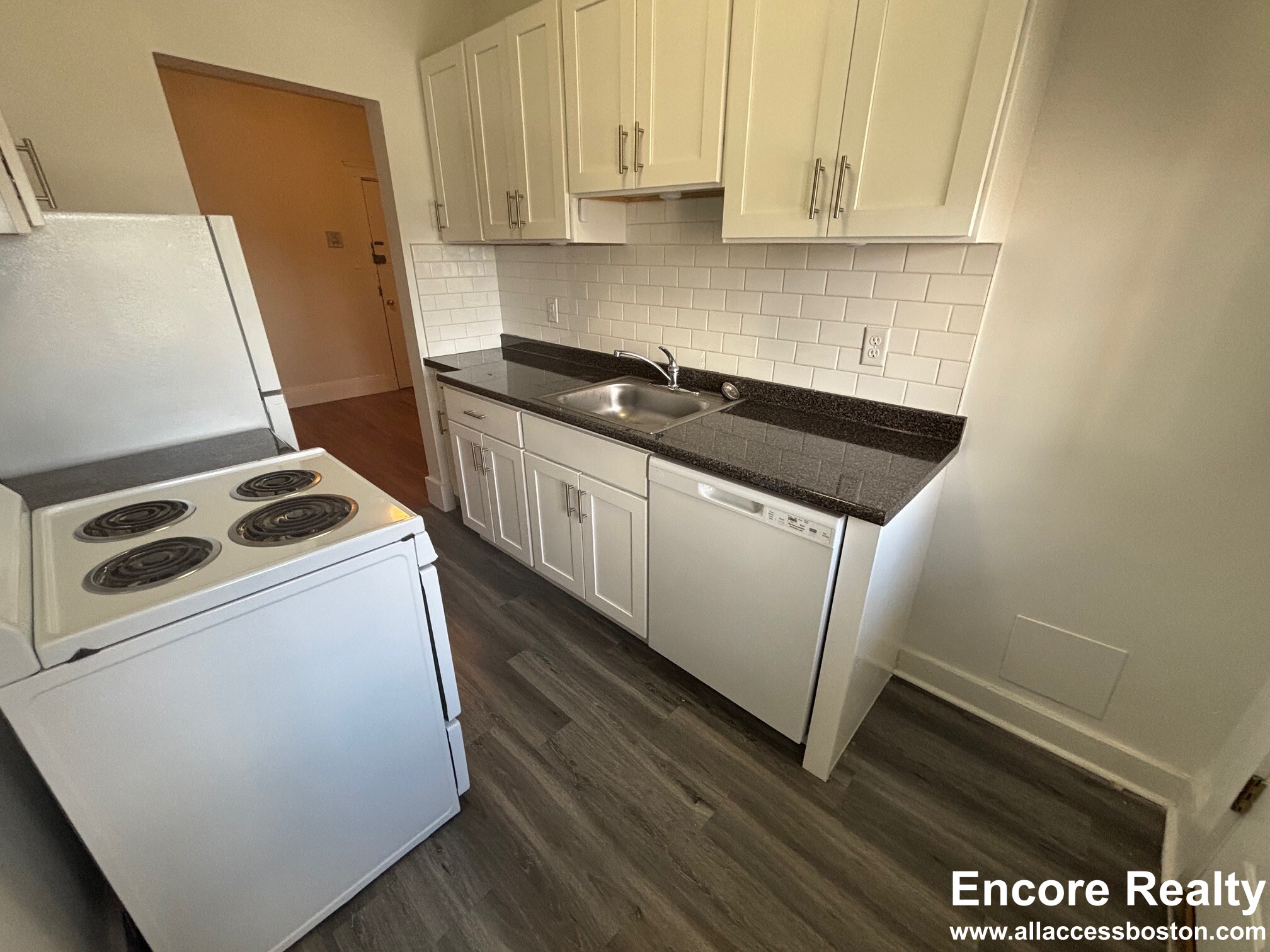 116 Washington St, Brighton