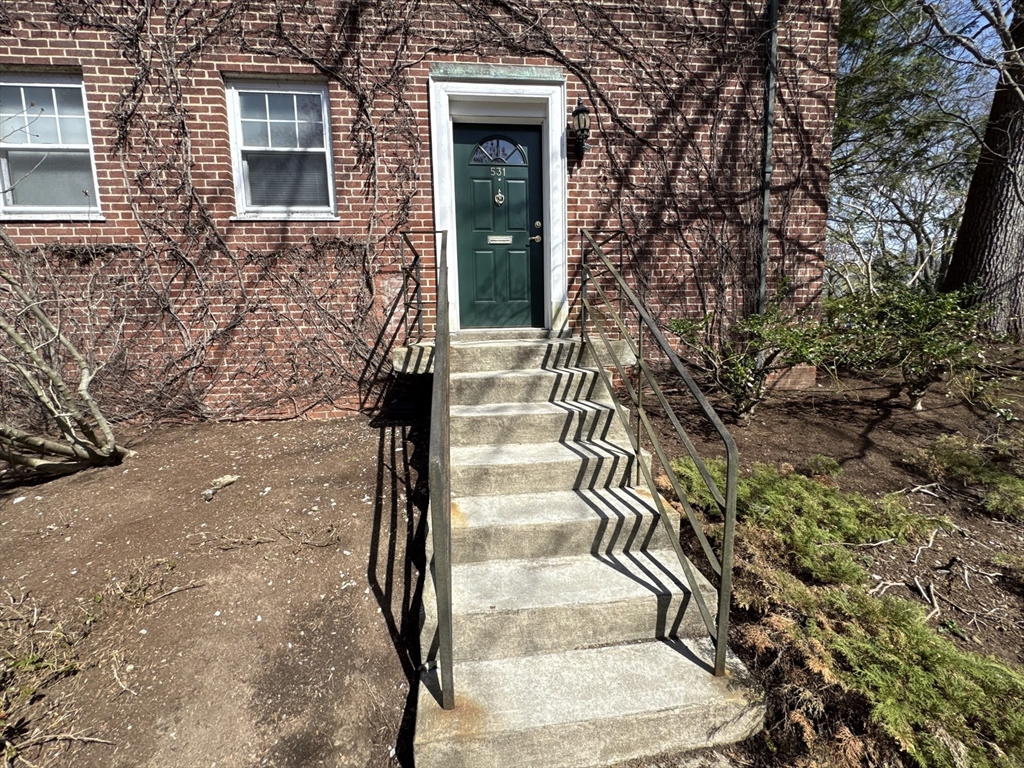 531 Vfw Pkwa, Chestnut Hill