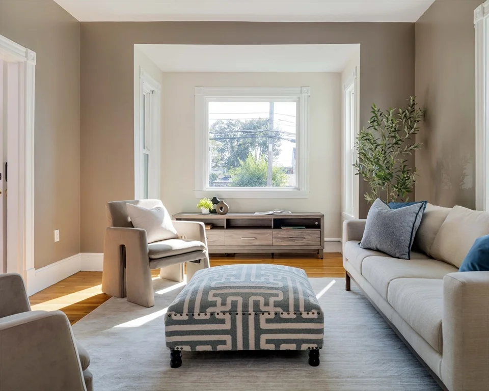 87 College Ave, Medford