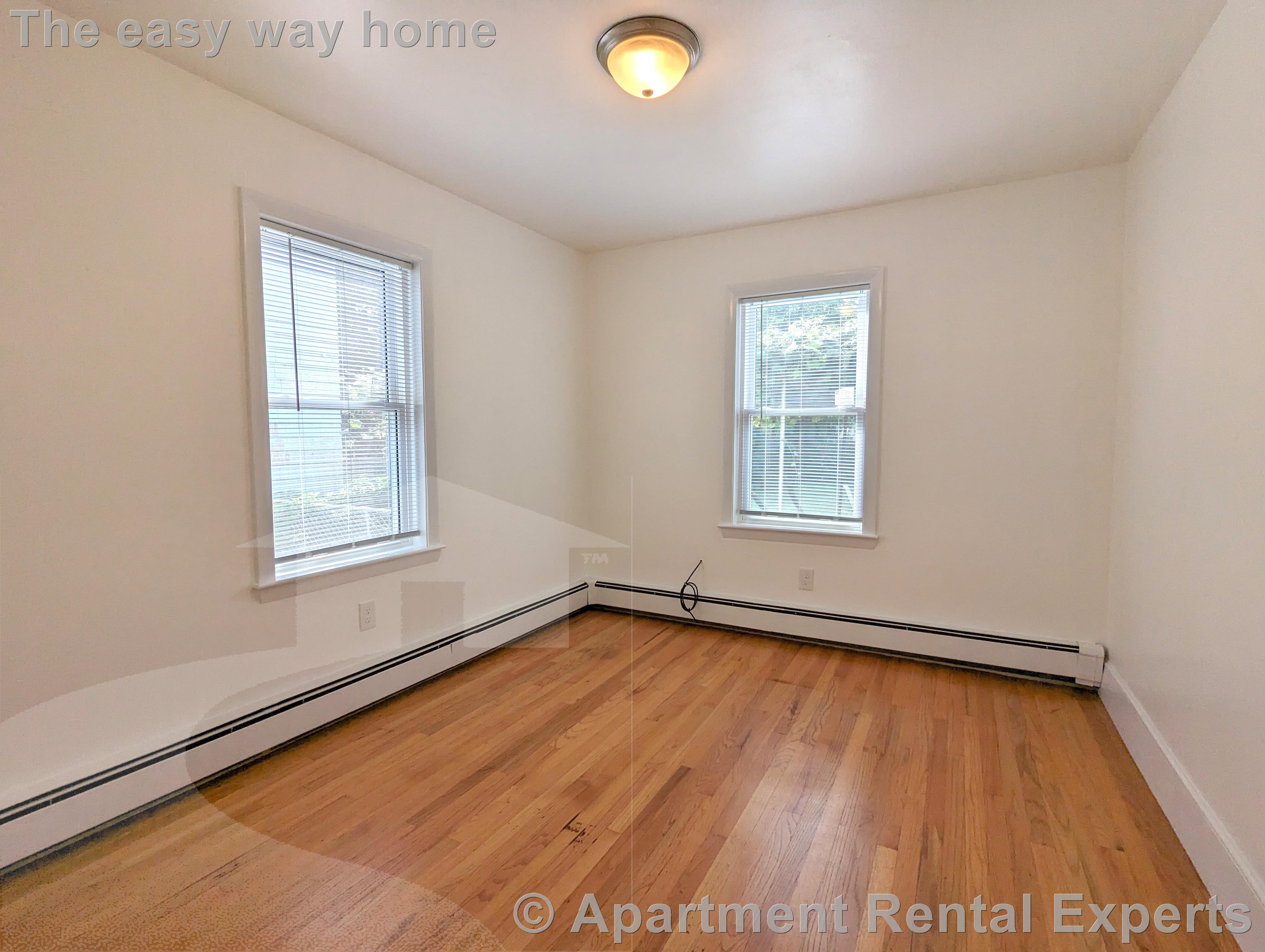 322 Lowell St, Magoun Square