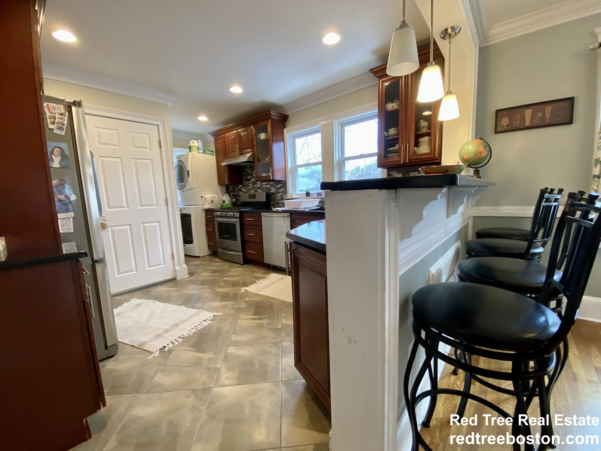 98 Whitford St, Roslindale