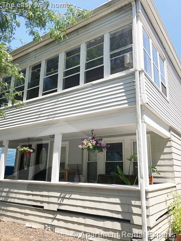 939 Broadway, Davis Square