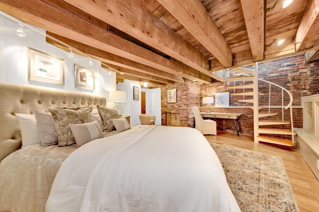 75 Fulton, Waterfront