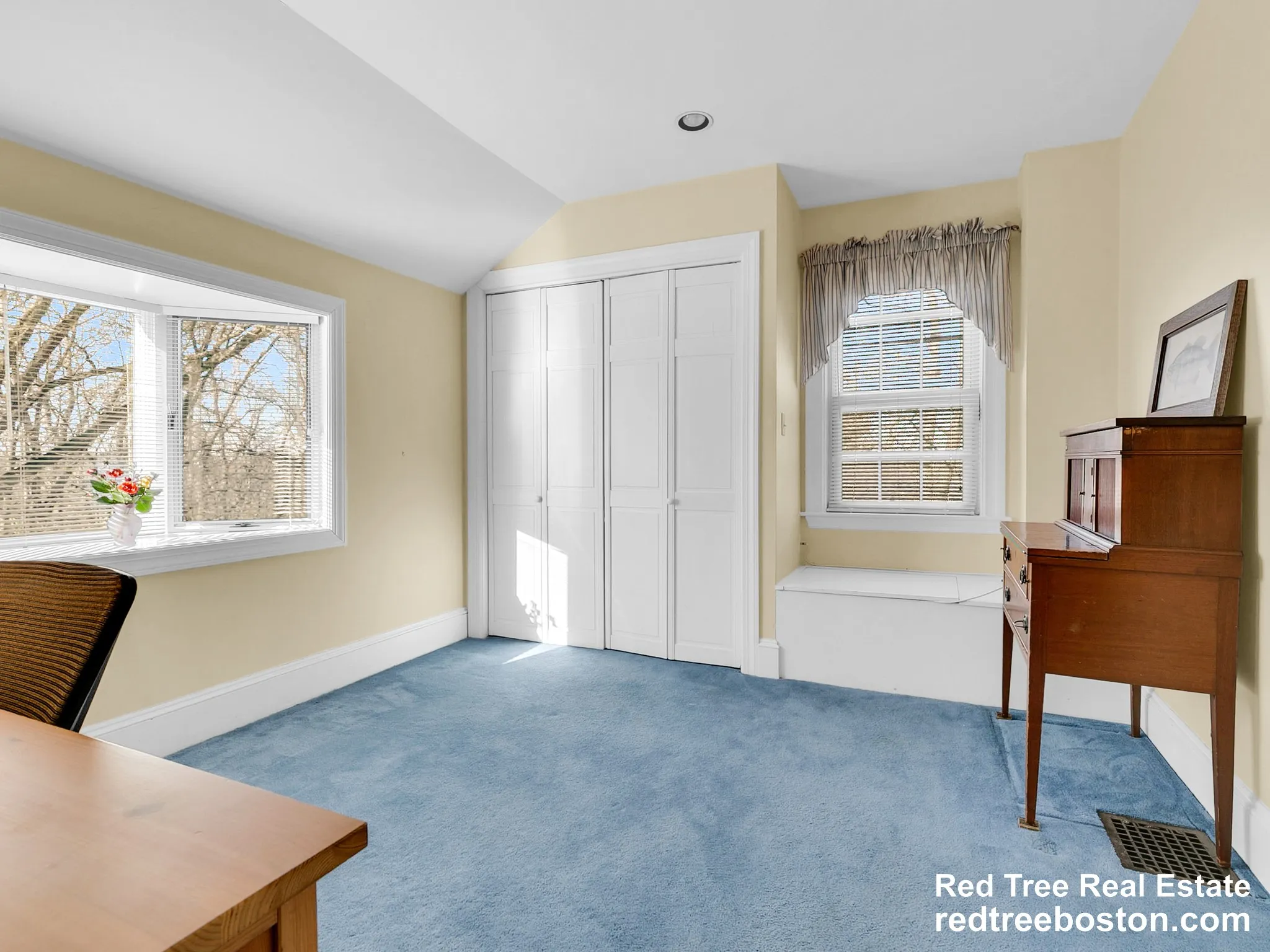 243 Upland Ave, Newton Highlands