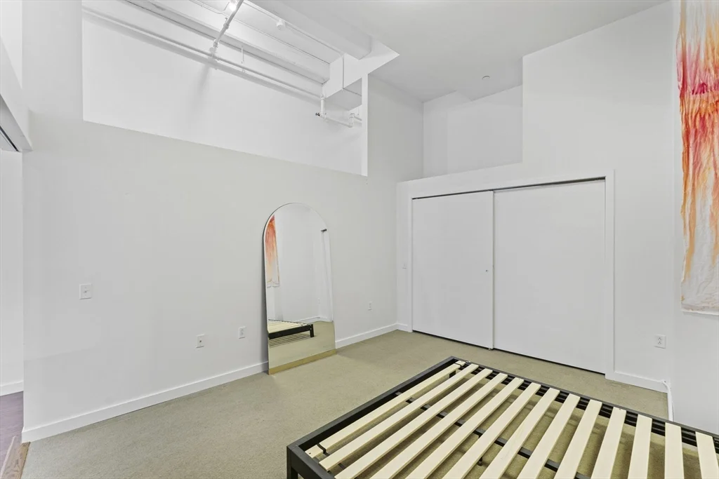 88 Kingston St, Midtown