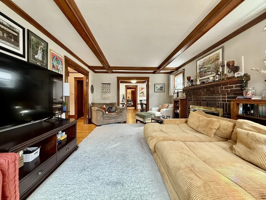15 Stetson St, Coolidge Corner