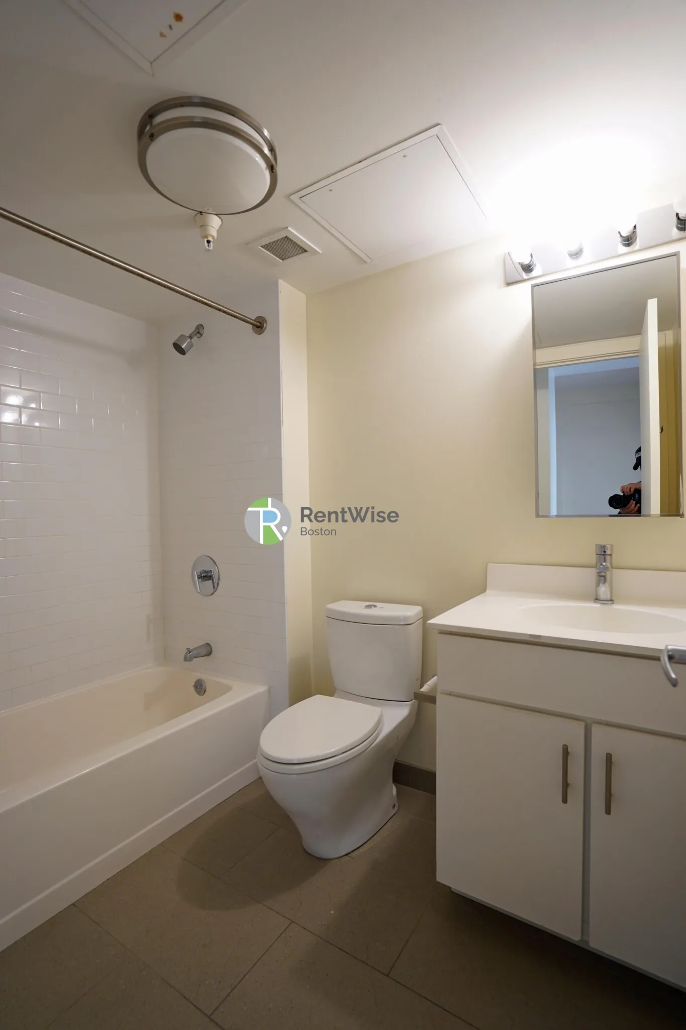 8 Winter St, Downtown