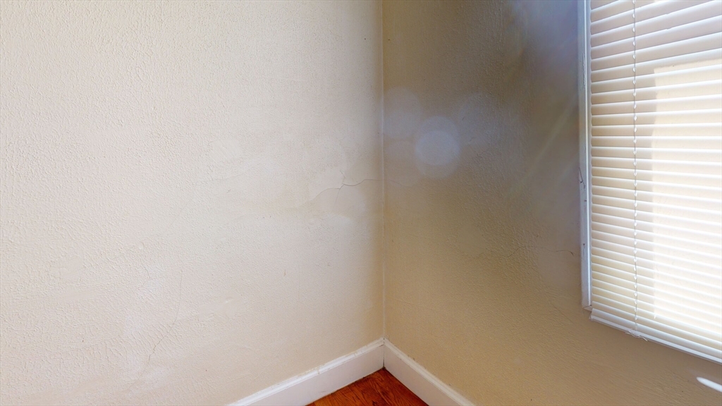 15 Langdon St, Roxbury