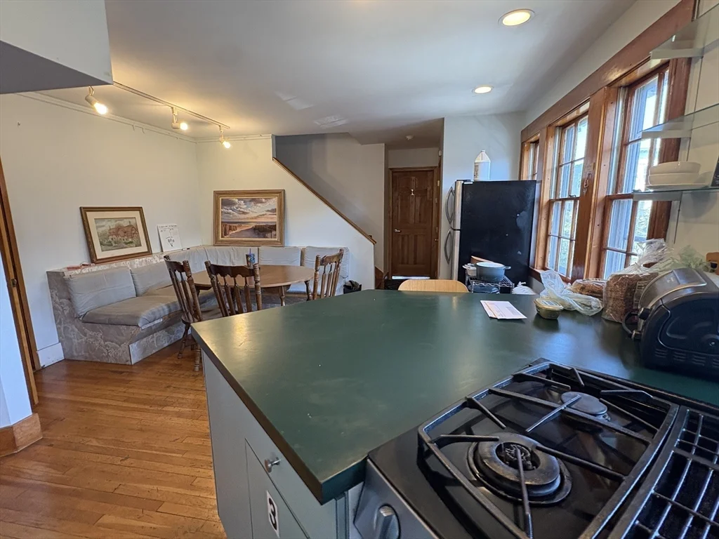 1446 Cambridge St, Mid-Cambridge
