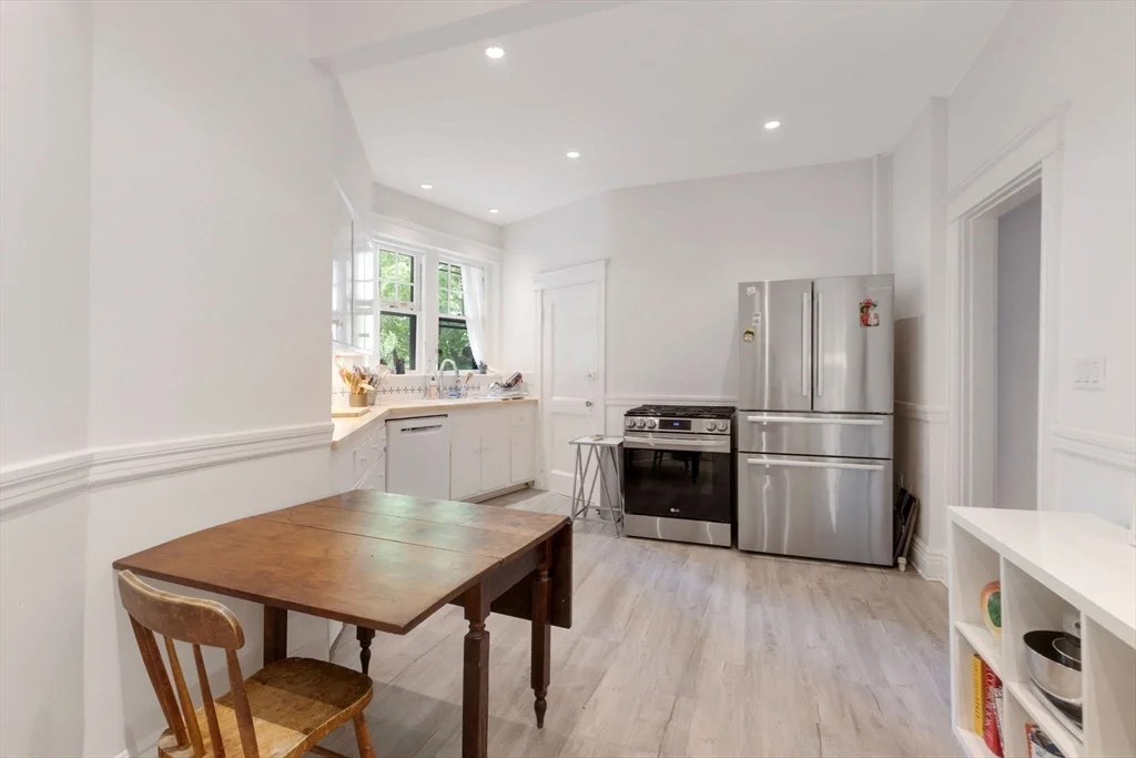 78 Kilsyth, Brighton