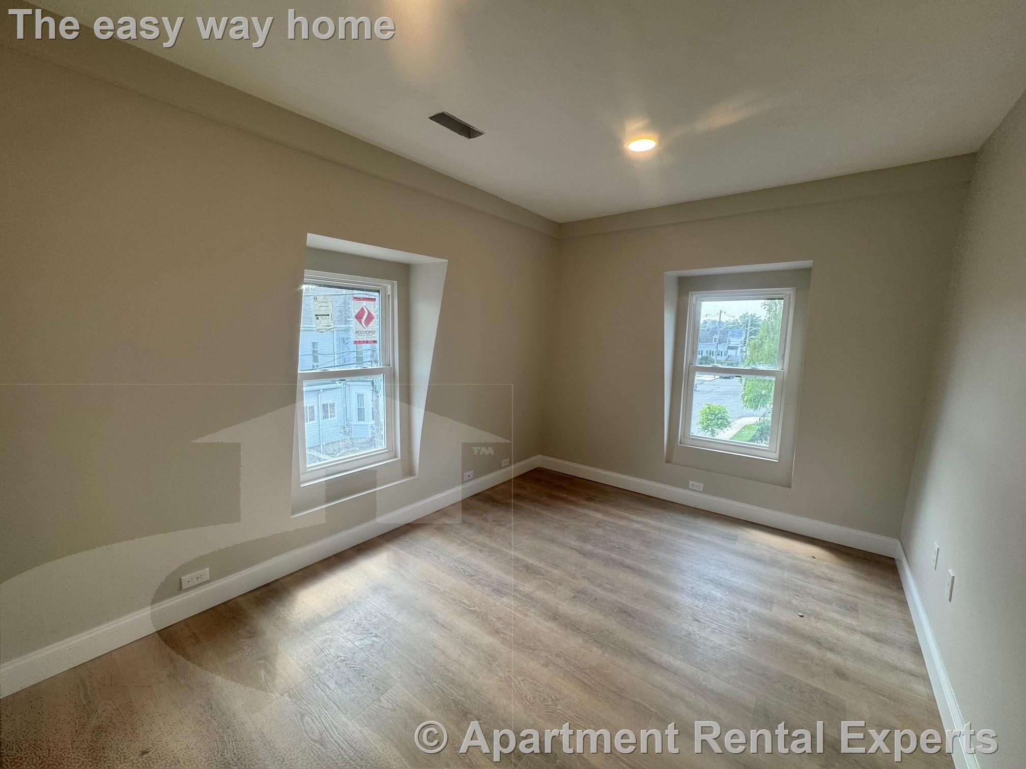 72-74 Washington St, Salem St. Area