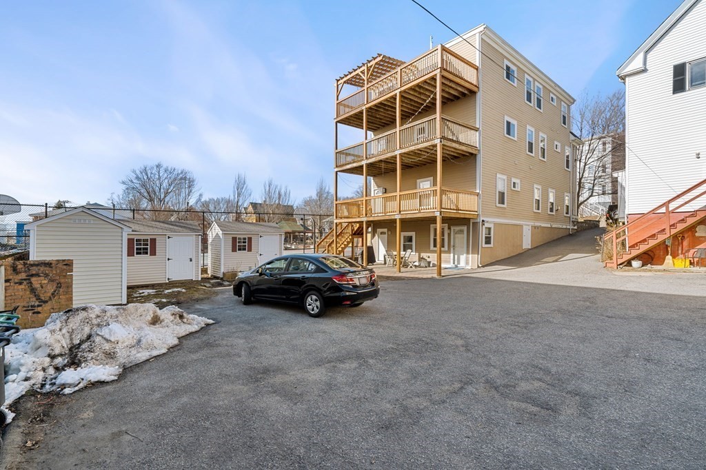 210 Summer St, Spring Hill