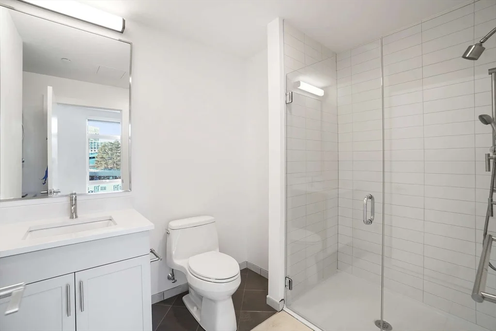 839 Beacon St, Fenway