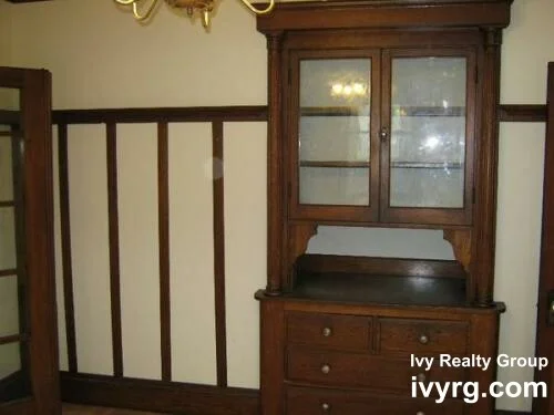 28 Commonwealth Rd, Watertown