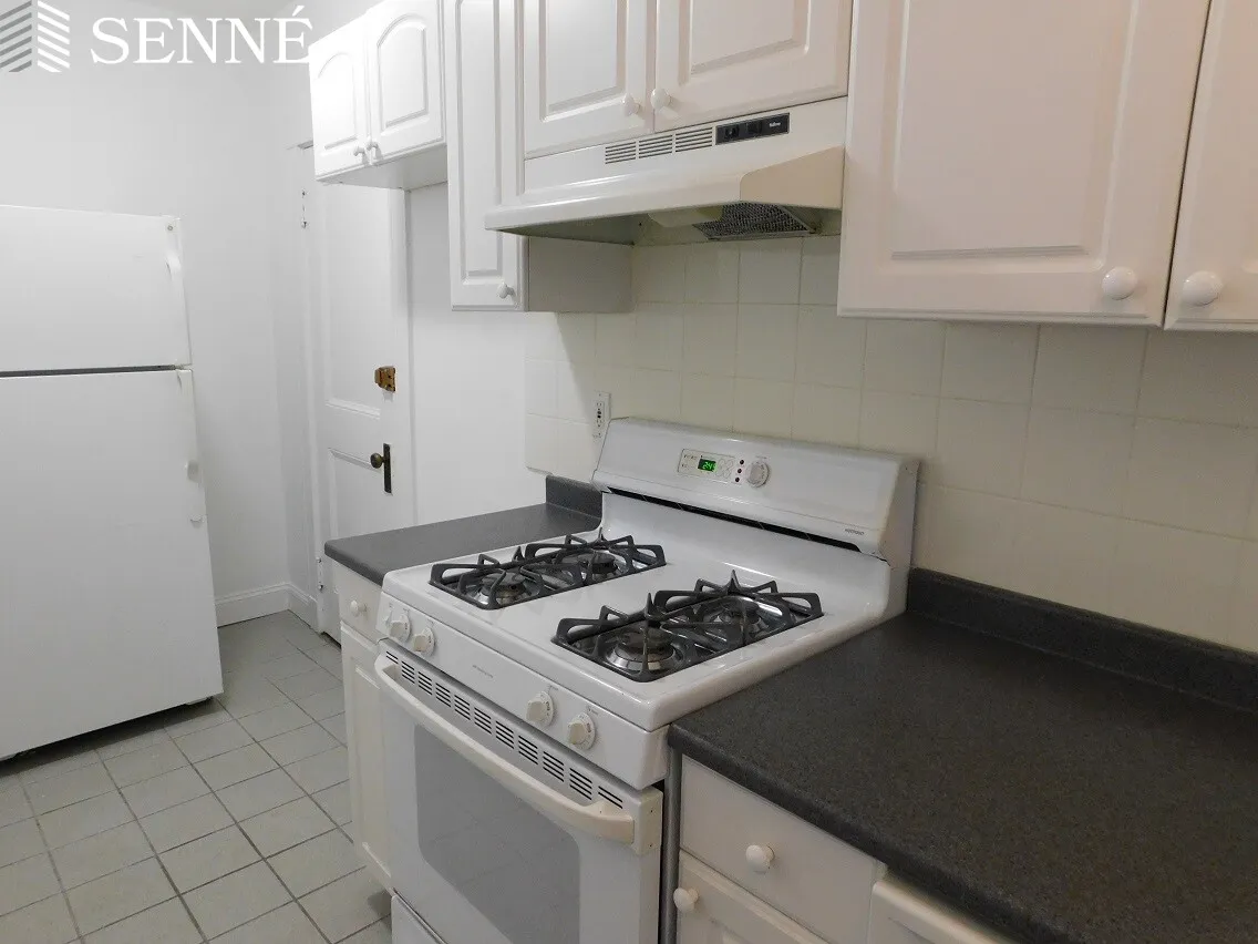 52 Garden St, Neighborhood Nine