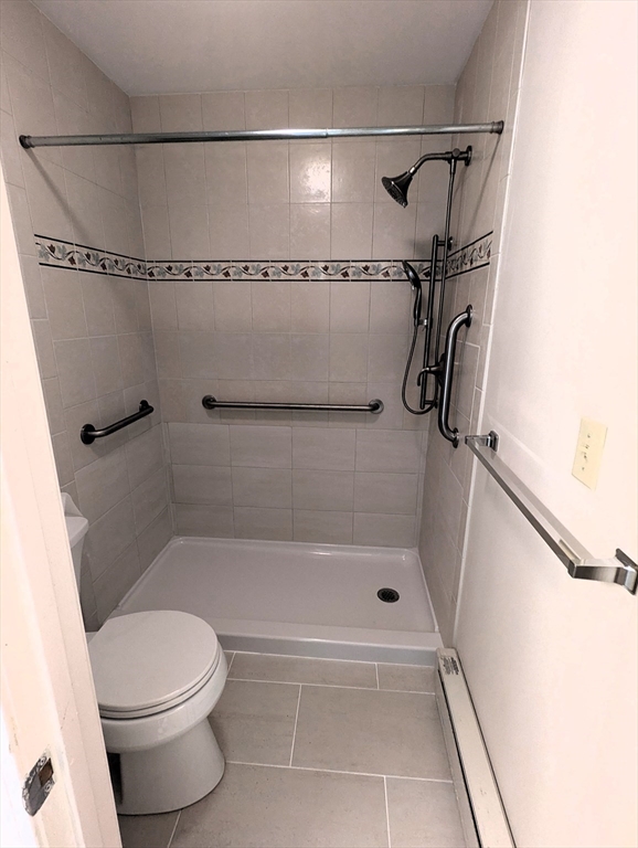 6 Christina, Wayland