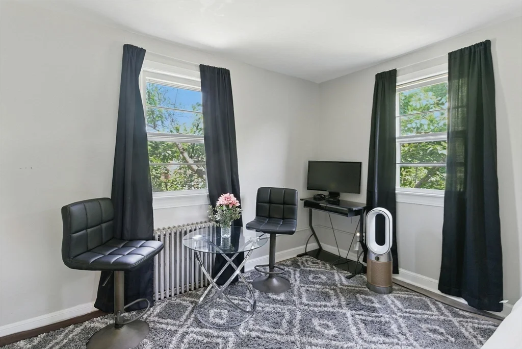 42 Newman Rd, Malden