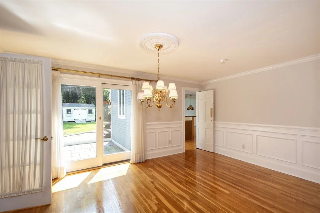 45 Old Pasture Rd, Cohasset