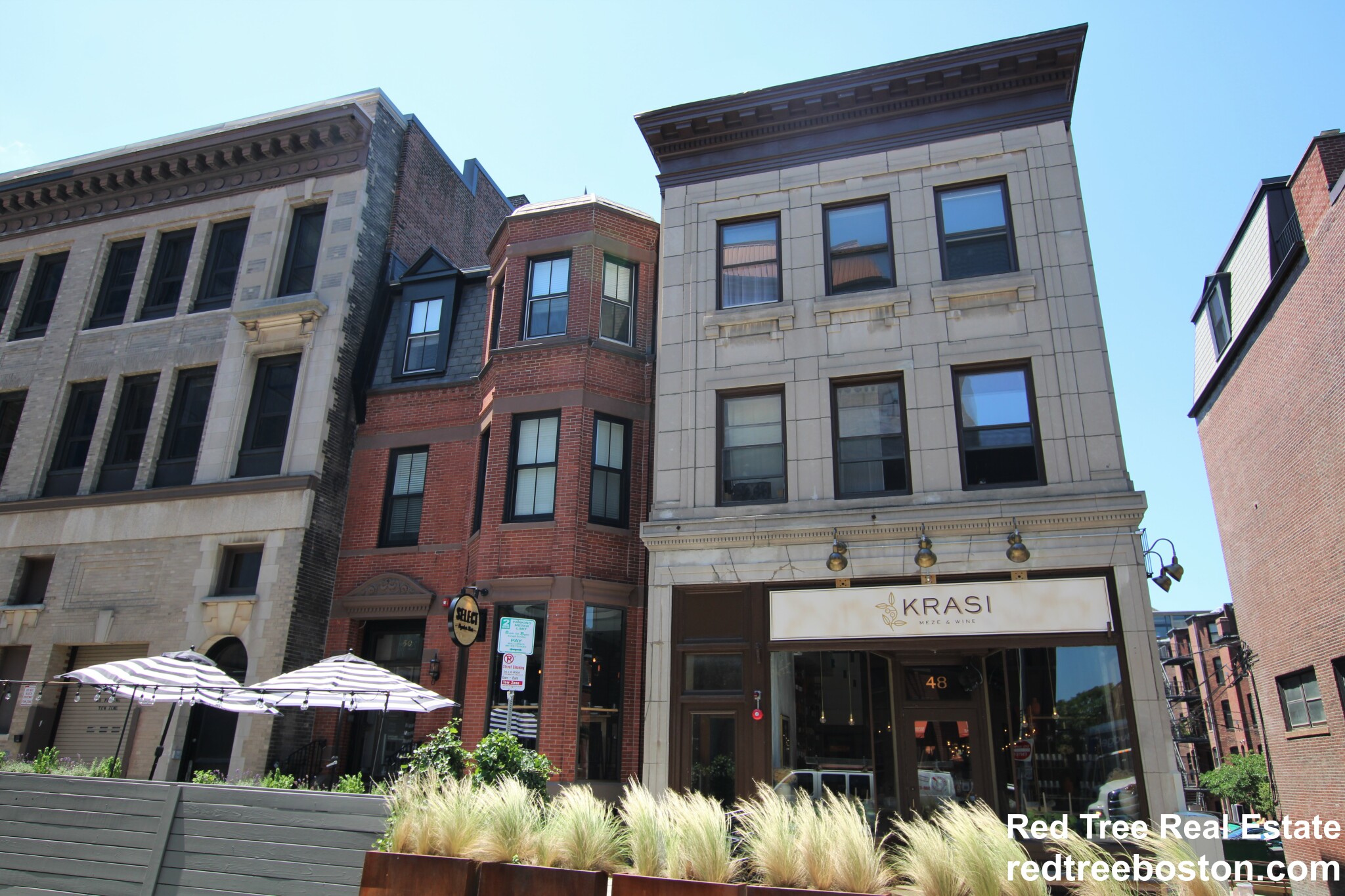 48 Gloucester St, Back Bay