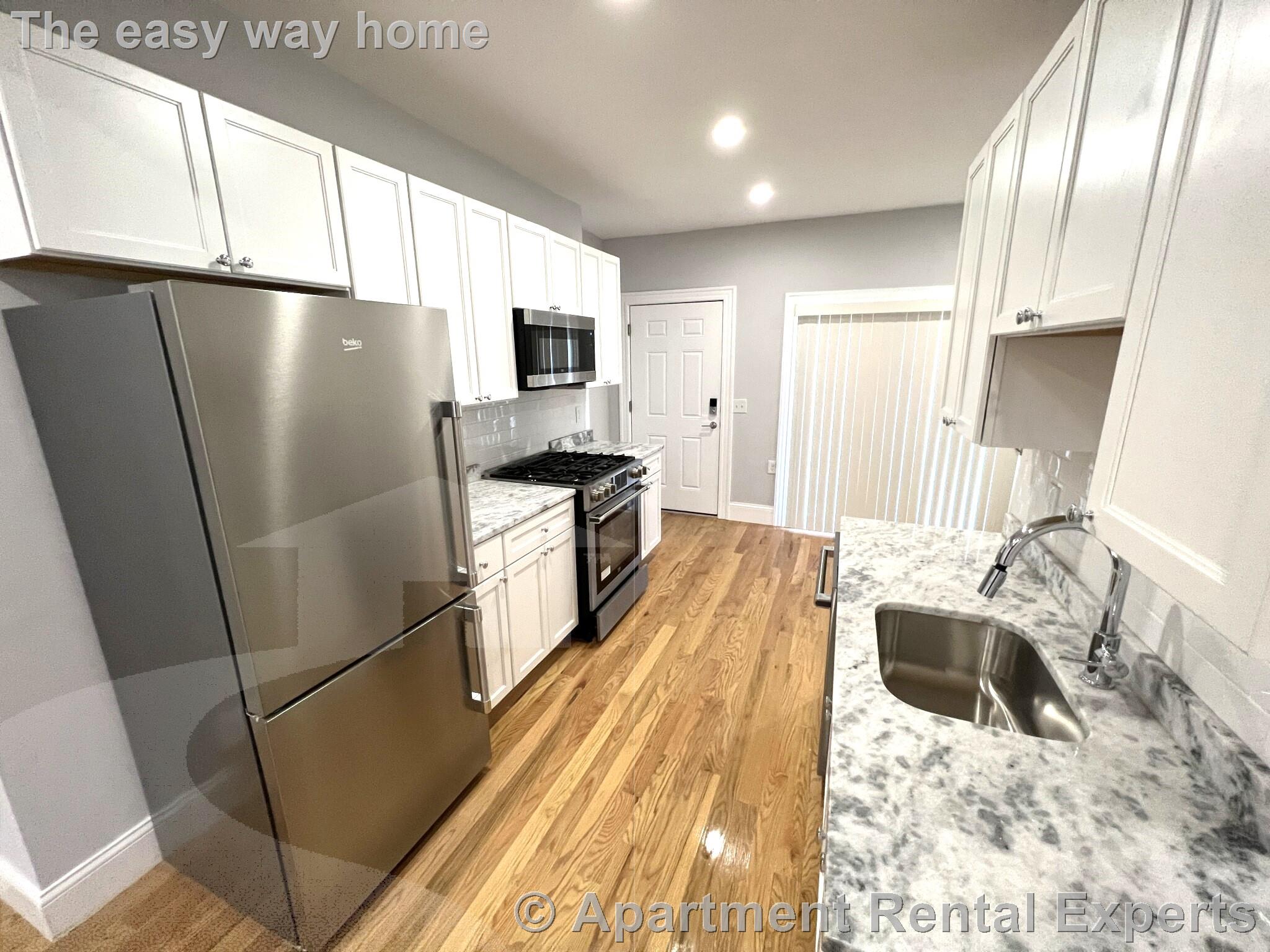 374 Oxford St, Porter Square