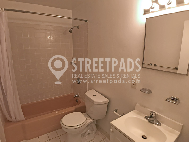 1539 Beacon St, Griggs Park