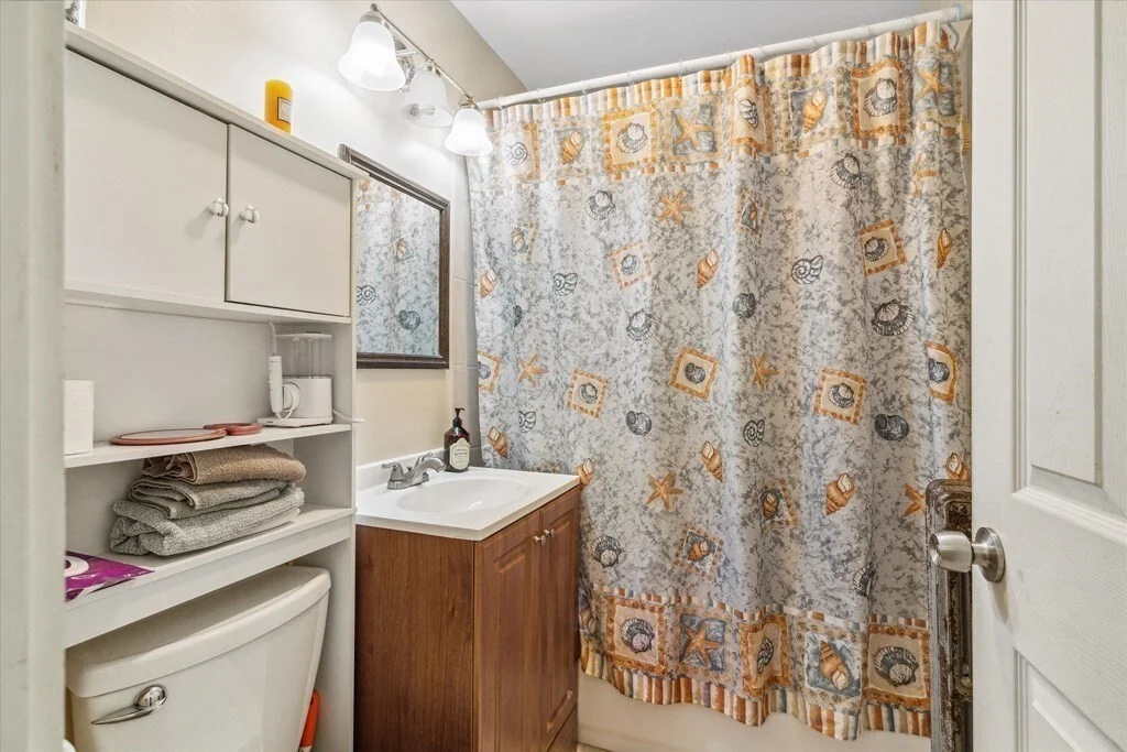 24 Weld Hill St, Jamaica Plain