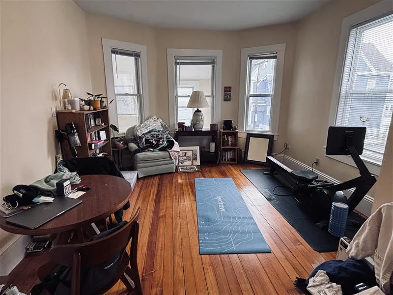 8 Bennett St, South Medford