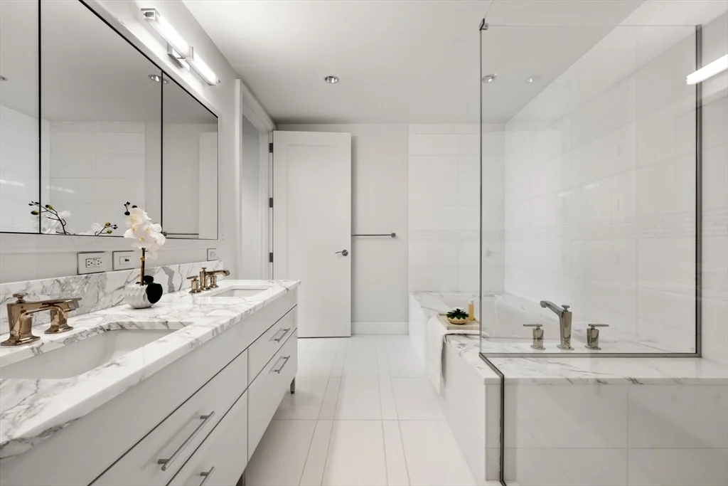 22 Liberty, Seaport District