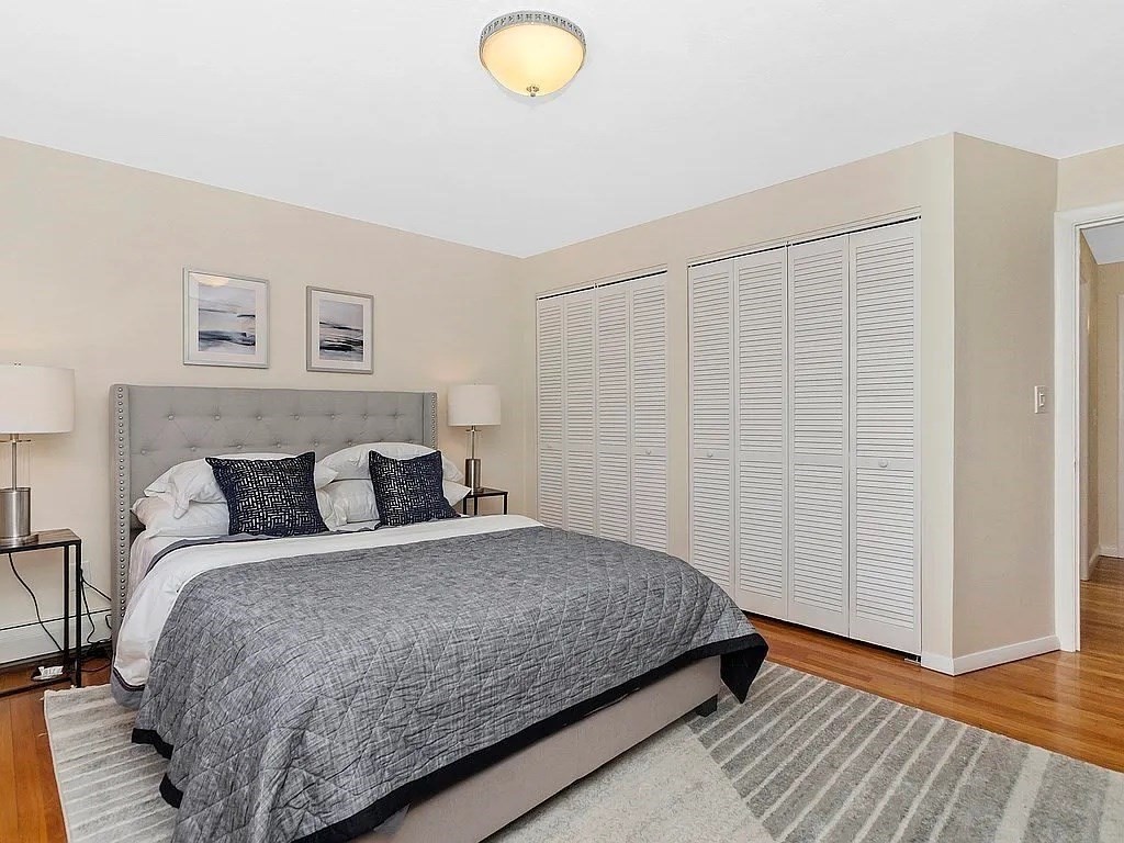 197 Kent St, Brookline