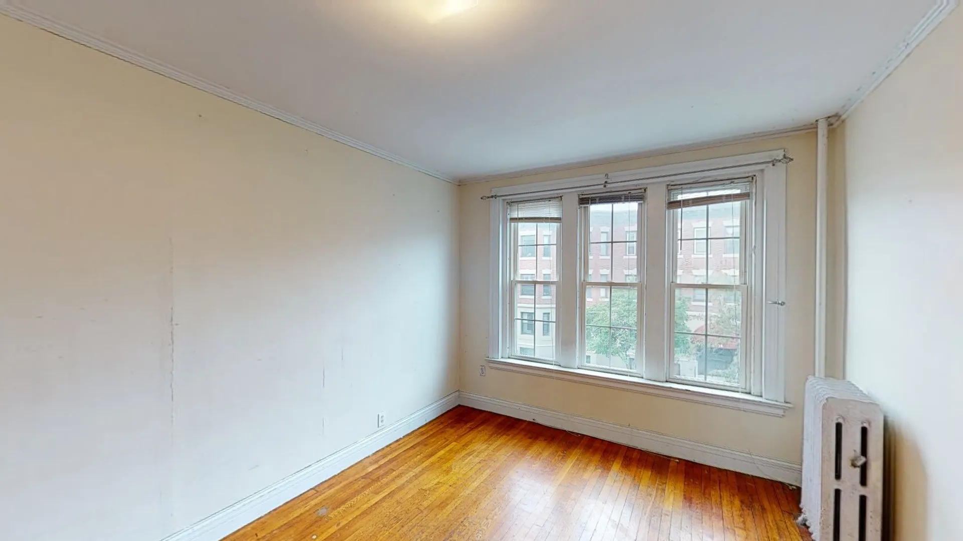 15 Glenville Ave, Allston