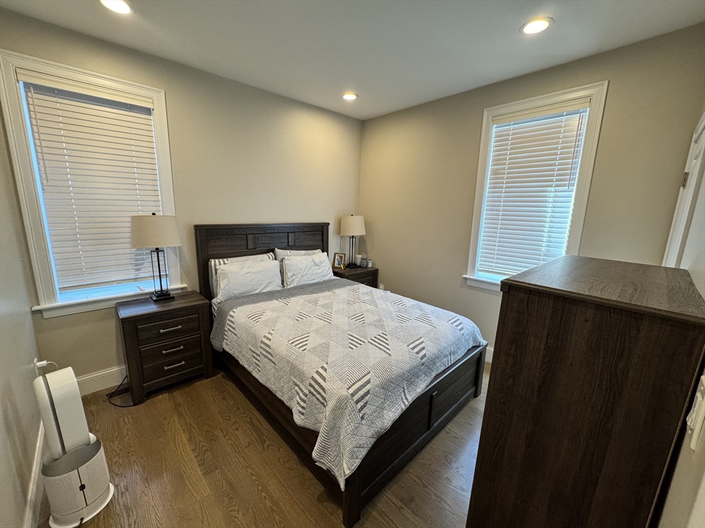 153 Everett St, East Boston