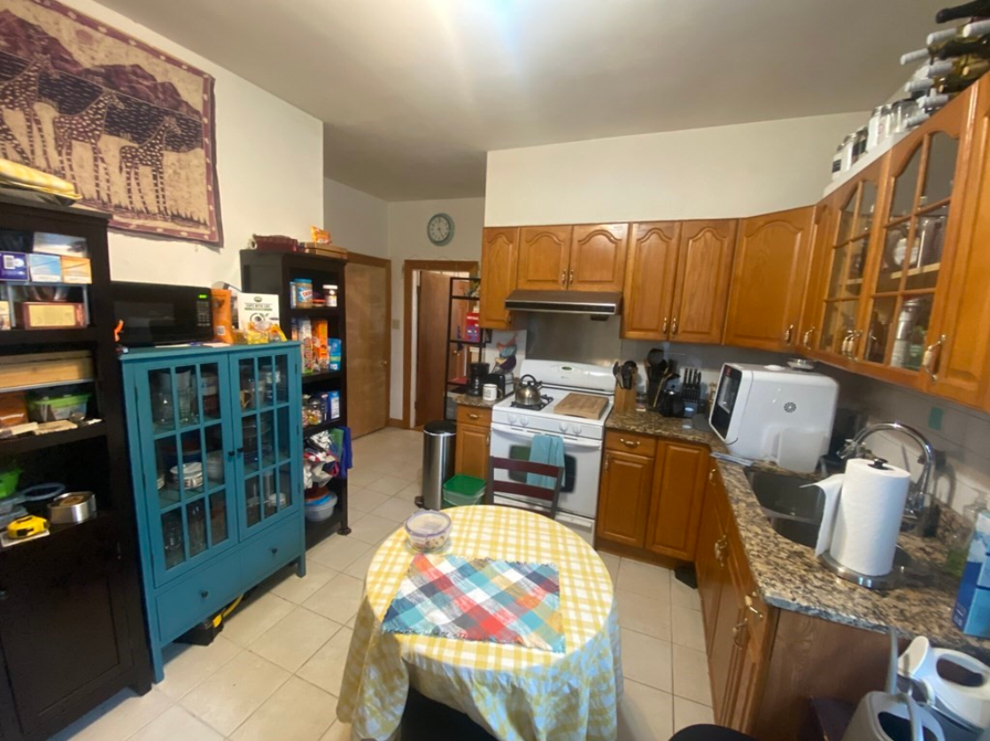 23 Harrison St, Ward Two