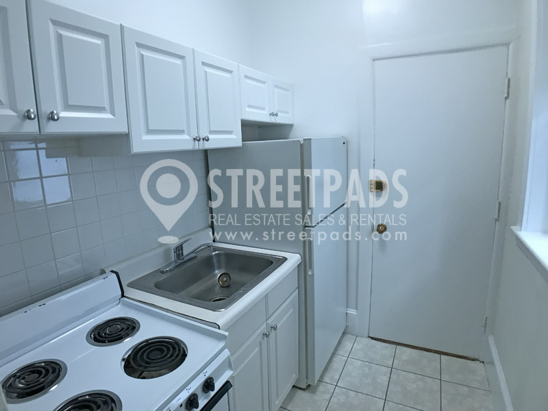 1539 Beacon St, Griggs Park