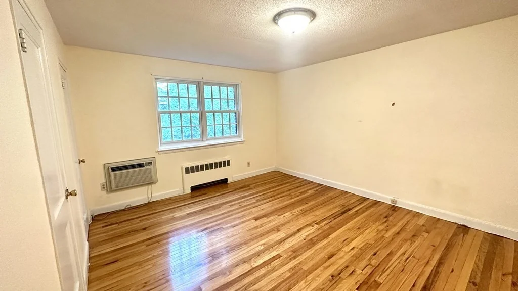 648 Washington St, Coolidge Corner