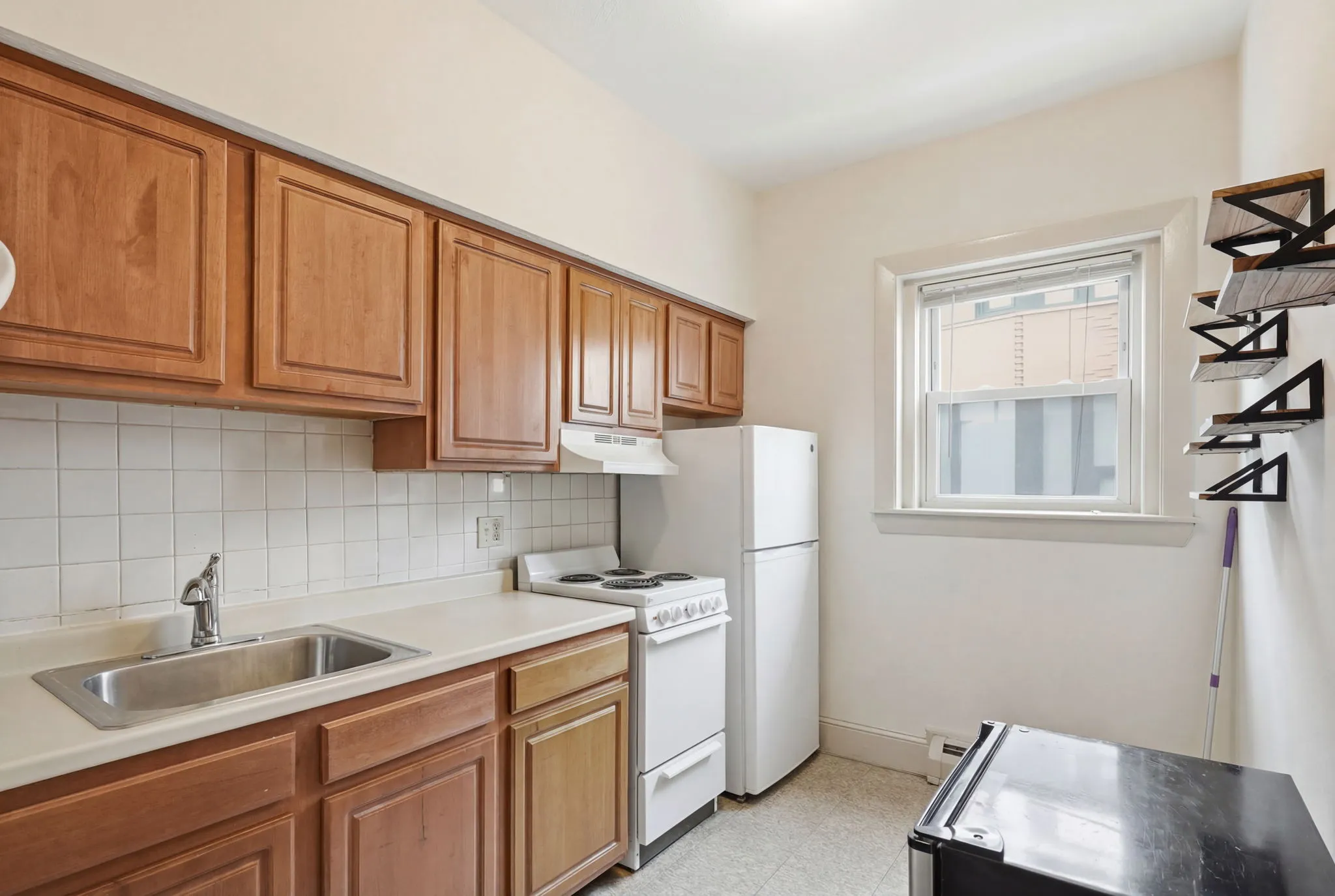 1426 Tremont St, Mission Hill